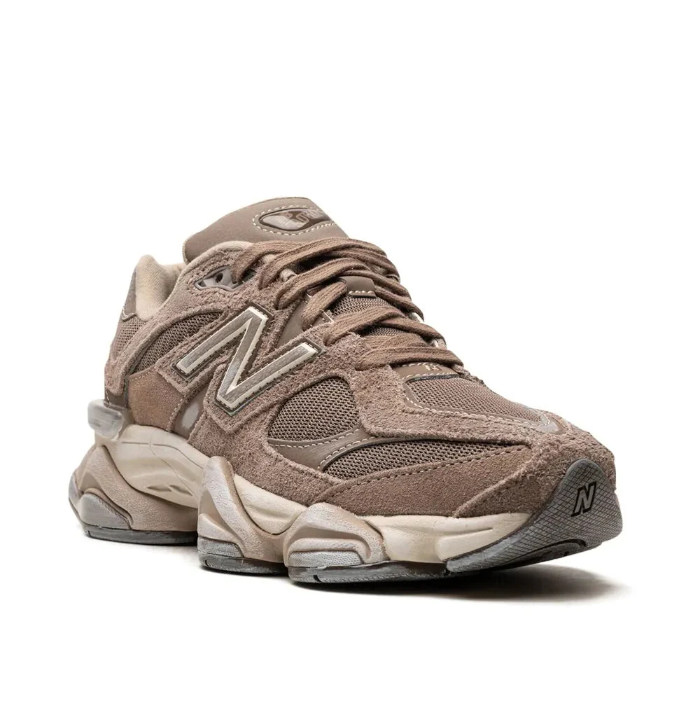 NEW BALANCE 9060 MARRON / CAFÉ