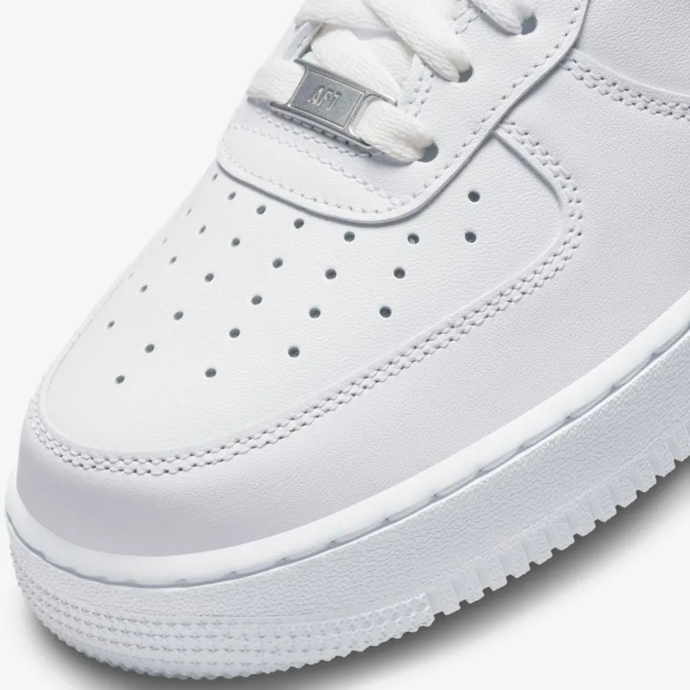 NIKE AIR FORCE ONE