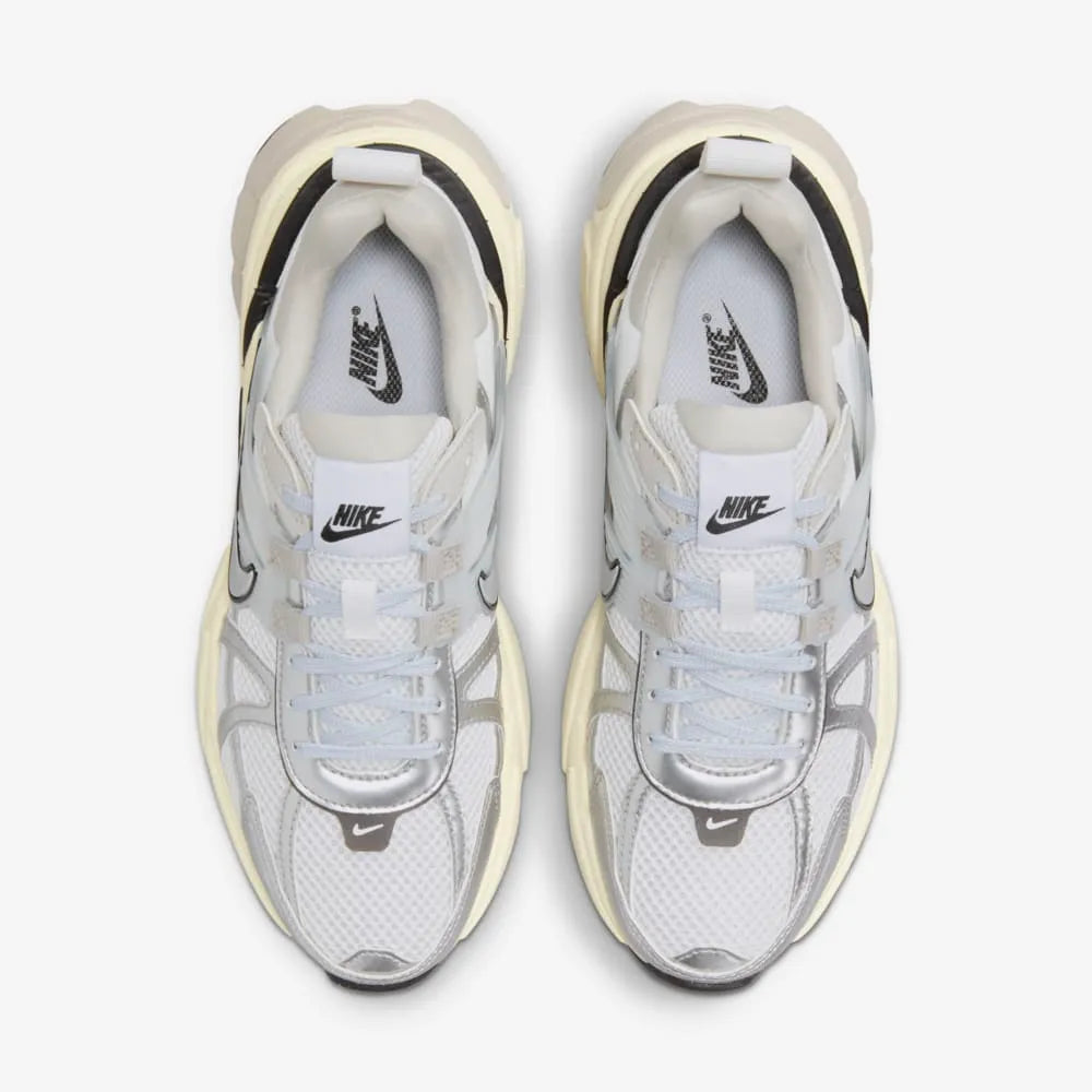 NIKE V2K PLATEADO