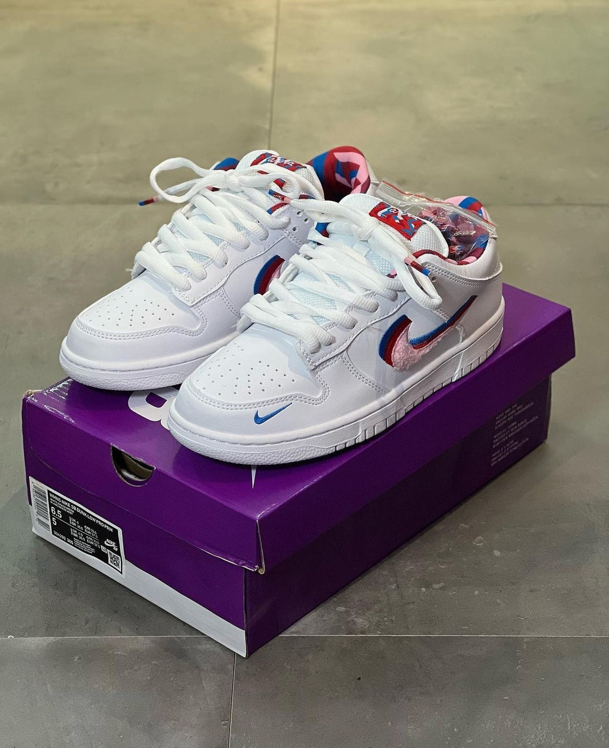 NIKE SB BLANCO - MORADO PARRA