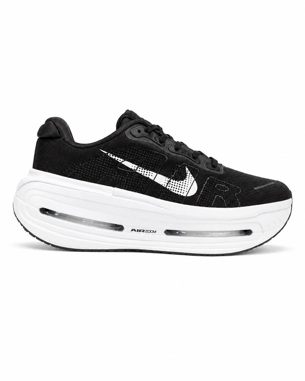 NIKE VOMERO PREMIUM NEGRA BLANCA