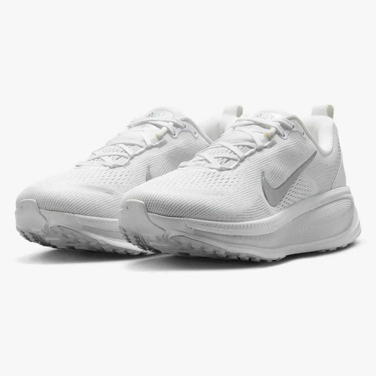 NIKE VOMERO PLUS BLANCO
